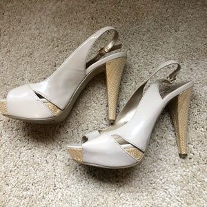 Guess Shoes - Women’s size 7.5 Guess beige high heels Guess Shoes - Women’s size 7.5 Guess beige high heels